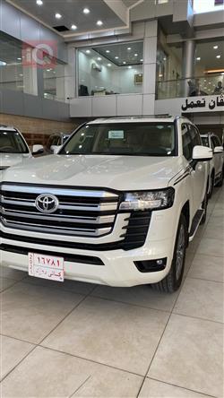 تويوتا لاندكروزر
